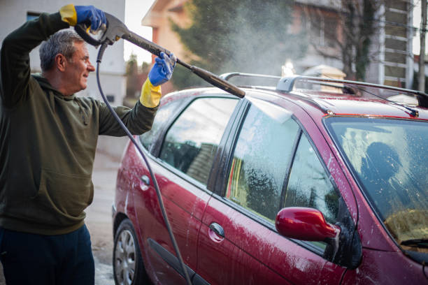 Best Roof Power Washing Services  in Augusta, WI